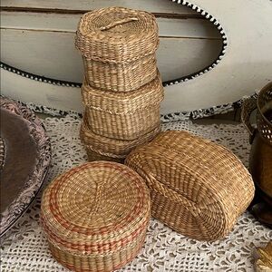 Vintage Natural Basket Set of 5